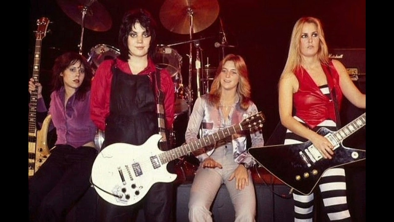 The Runaways - Waitin' for the Night (live 1978)