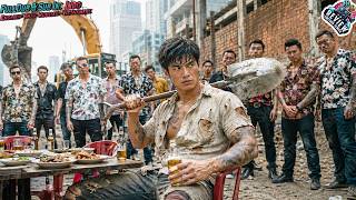 Young Man Eating Sees Gangsters Extorting Money, Then Beats Every One Of Them Brutally