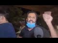 رات کے اس وقت لاہور کی سڑکوں پر ورکرز کا فلیش احتجاج، علیمہ خانم کو عمران خان سے