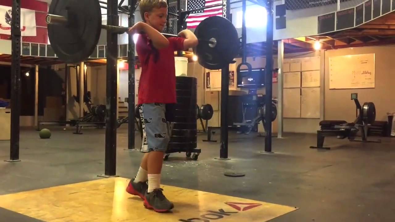 Eli Pounds 10 kg Snatch, 20 kg Clean, 25 kg Squat YouTube