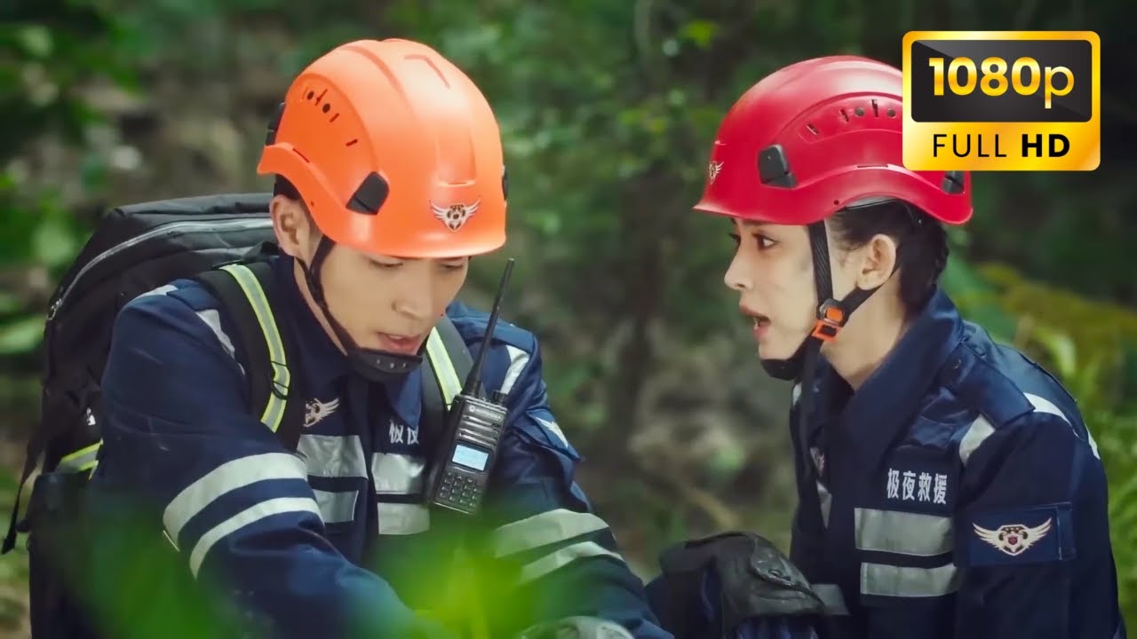 Золушка упала со скалы, и генеральный директор отправился ее искать, несмотря на травму ноги.