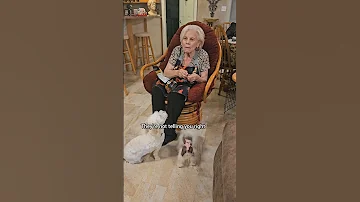 Are You Even A Nonna If You Don T Feed The Dogs 