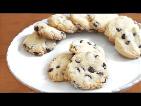 5 ingredient Chocolate Chip Shortbread Cookies 🍪 | SweetTreats