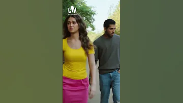 لما صاحبتك تلبس قصير وتتعاكس وانت معاها 