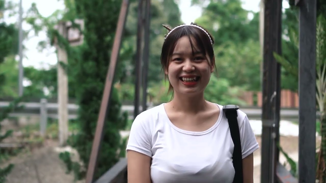 เพลงของเธอ (Nattarinee) LANOI Ft.เวฟ อภิรักษ์  (Official Music Video)