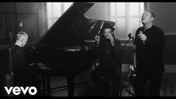 UB40 featuring Ali, Astro & Mickey - Many Rivers To Cross (Unplugged / Live)