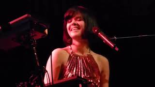 Bat For Lashes - Siren Song - Live (Live Music Video)