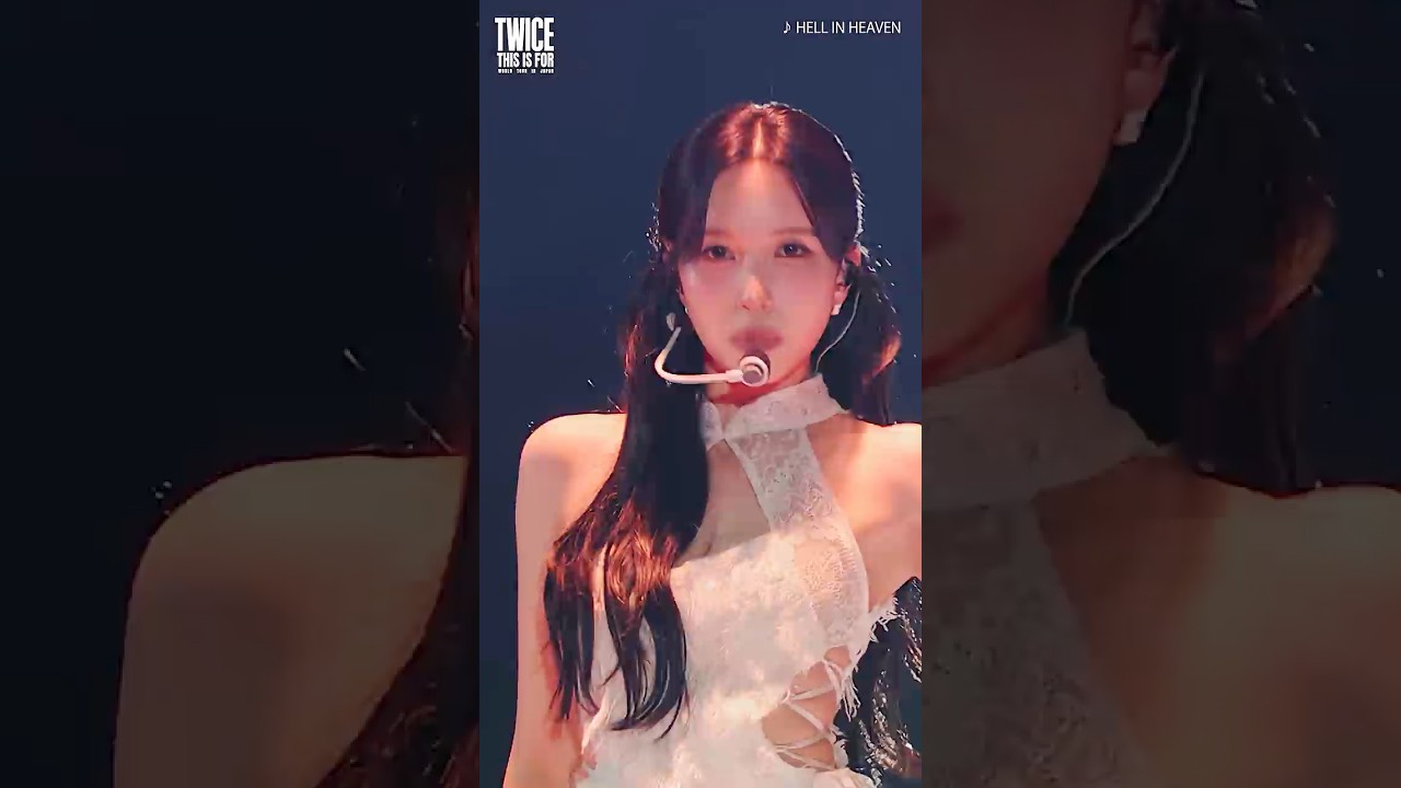 TWICE LIVE DVD & Blu-ray 『TWICE ＜THIS IS FOR＞ WORLD TOUR IN