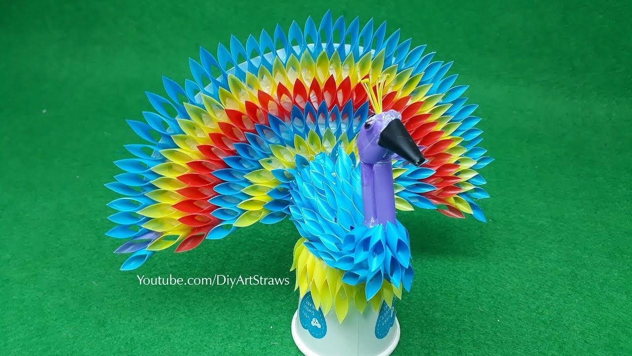 97 Gambar Burung Merak Dari Sedotan Gratis Terbaik