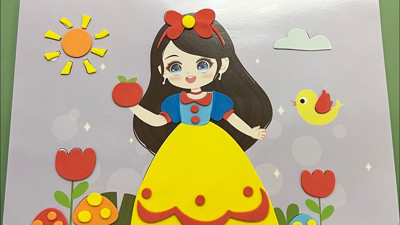 Princess 👸 with apple 🍎. Princess Snow White 👸 