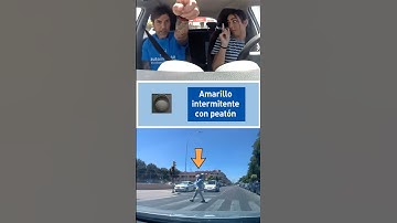 #SHORTS ¡Atención! Giro en zona de semáforos