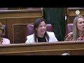 Expulsan del Congreso a una diputada del PP por mostrar un gas pimienta