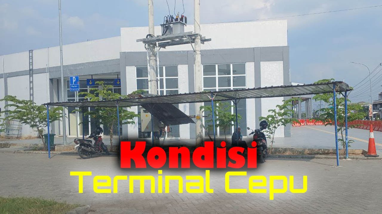 Mengantarkan Penumpang ke Terminal Cepu