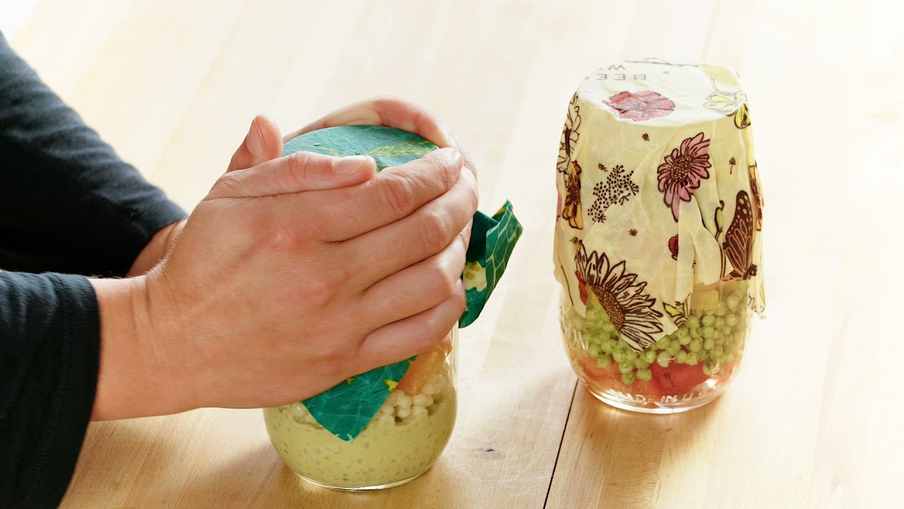 How to Cover a Jar with Bee's Wrap Reusable Food Storage