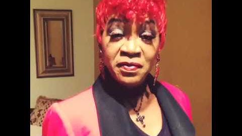 Blues Singer Trudy Lynn gives Glamm Houston a shot out!