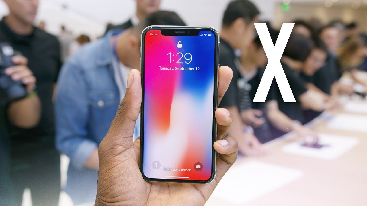 The First First Impression of the iPhone X