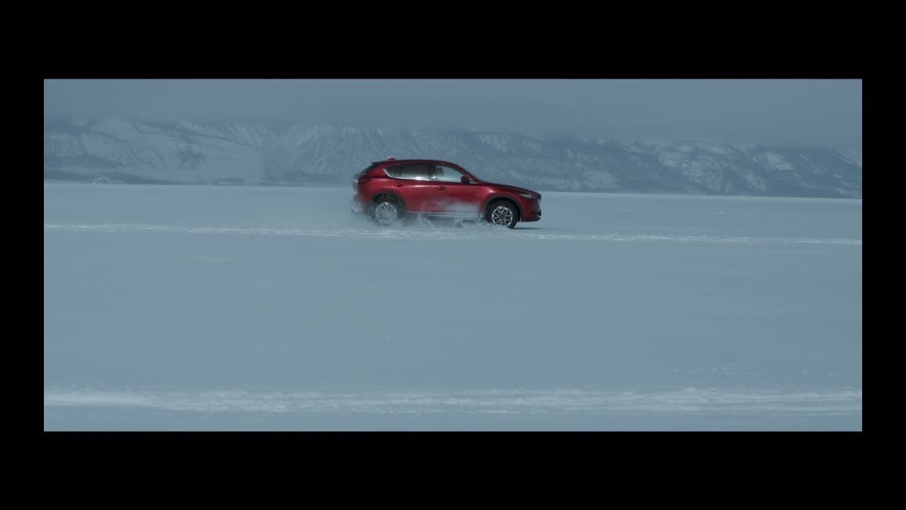 Rijden over het Baikalmeer in de Mazda CX-5 | Mazda Must Drive