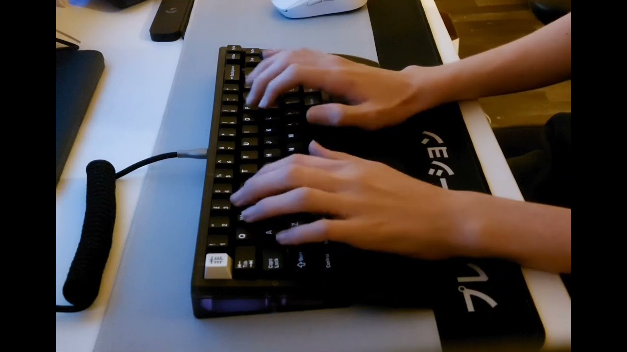 Ikki 68 Aurora w/ L+F blacks & FR4 Plate 