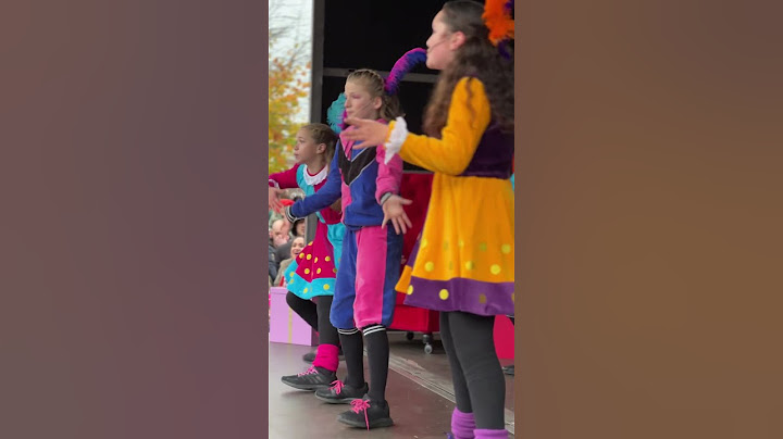 Het feestje kan echt beginnen voor Sinterklaas! #Sinterklaas #Feest #Pietenkidz #Intocht #shorts