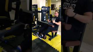 LEG CURL GIF
