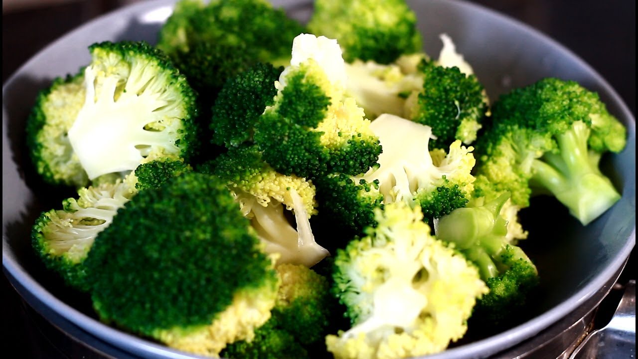Healthy Cooking | How to Cook Broccoli | Chef Ricardo Cooking