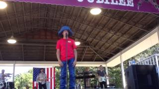 Neal McCoy- Muscadine Festival Pelahatchie MS 2013- Hillbil
