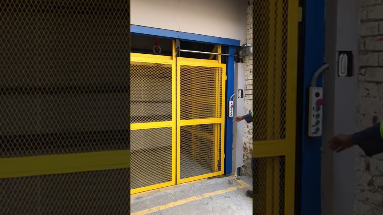 Puerta Automática de Elevador de carga-prueba - YouTube