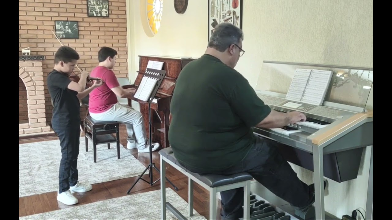 HINO CCB 76 - CRISTO JESUS SUA MÃO ME DÁ