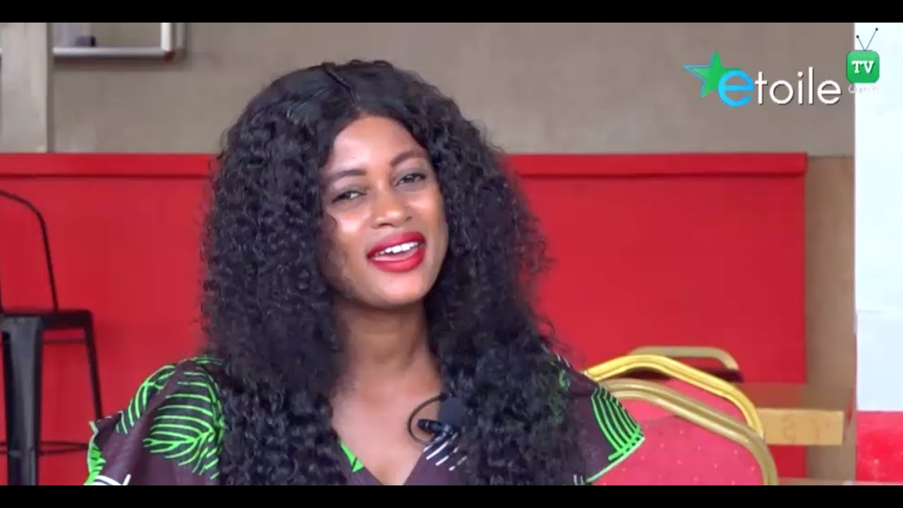 HALIMA BAH SUR LE PLATEAU D'ETOILE TV POUR SA SORTIE DU 1er JANVIER ...