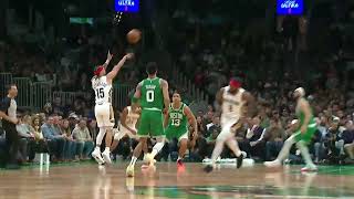 Trey Murphy III hits insane putback dunk after rebounding Jose Alvarado miss