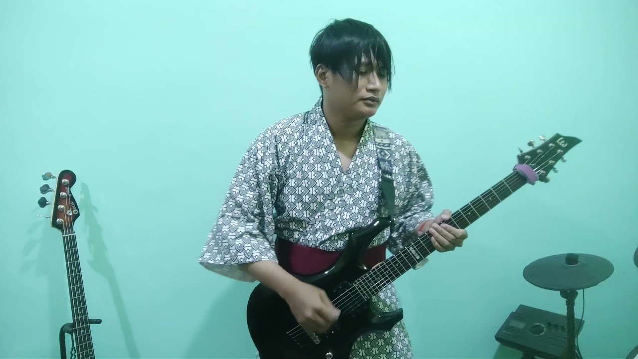 Guarda 我儘ラキア - Future Guitar Cover su YouTube Guarda 我儘ラキア - Future Guitar Cover su YouTube