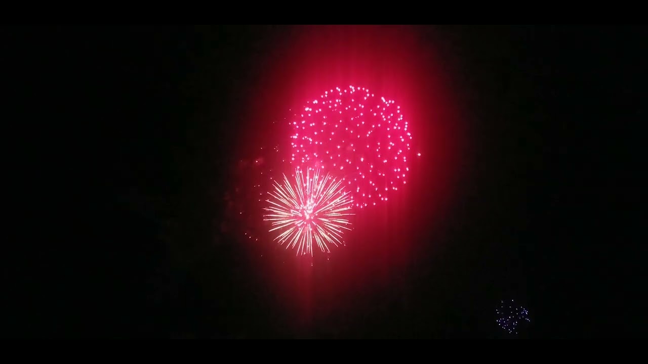 Hollister Fireworks Show, Happy 4th of July YouTube