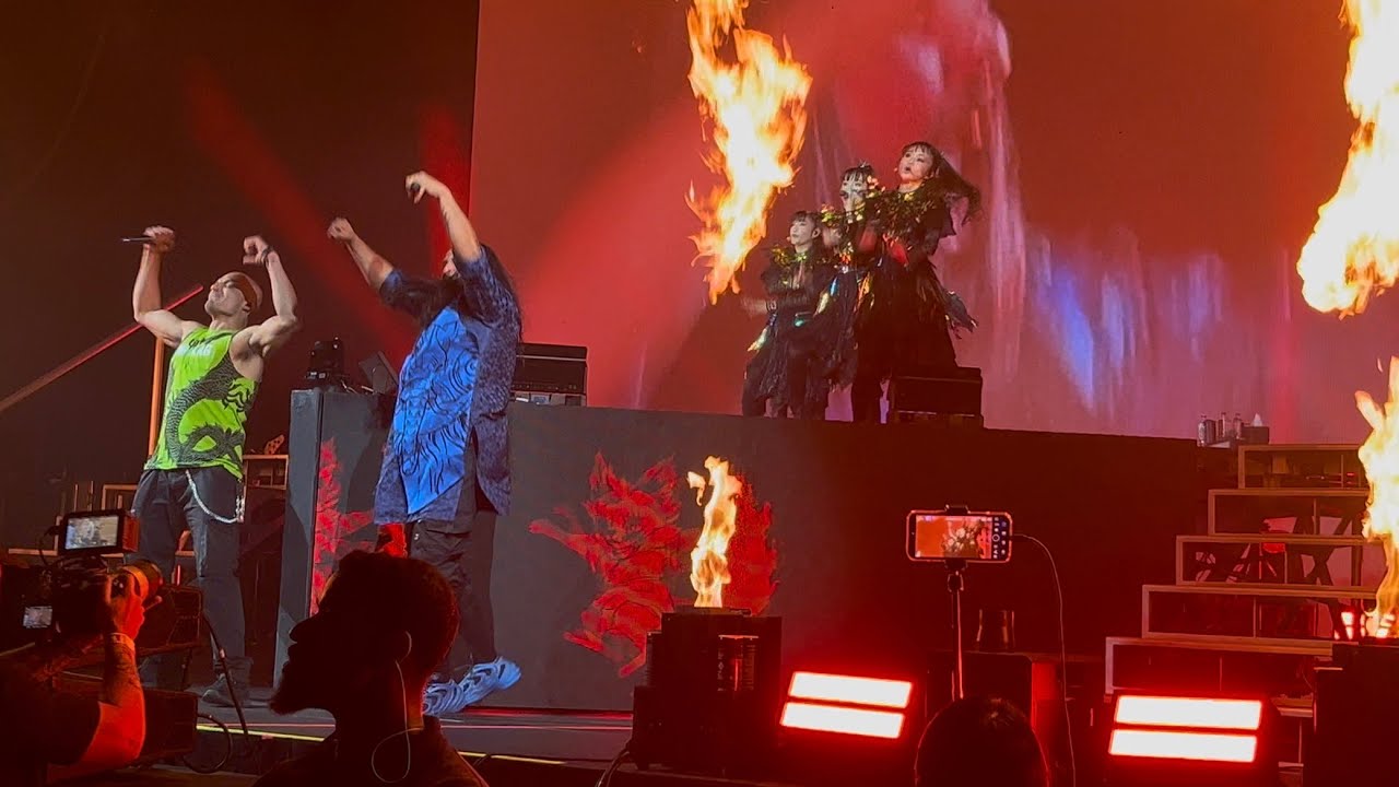 Babymetal and Bloodywood - Kon! Kon!, Live at Madison Square