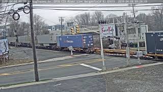 4- 8-2019 09:25 sb stack trailers CSX 3368, 7832 Q008