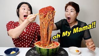 Mie   Es batu   Jus semangka   Bumbu dower = Mie Dingin Korea!