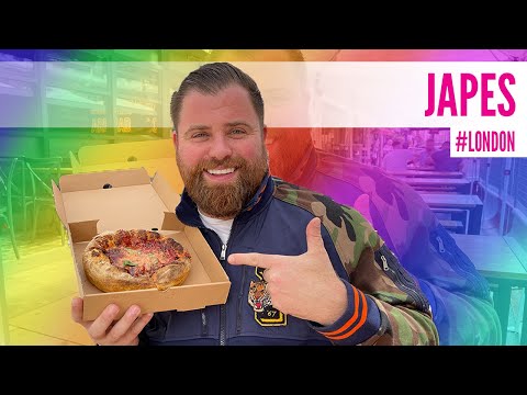 Video thumbnail: We review our first ever Chicago Deep Dish Pizza in London!