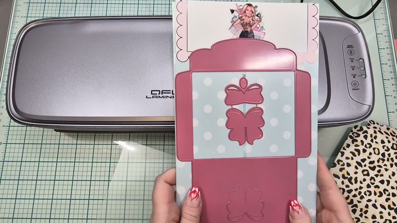 Распаковка ламинатора QFUN и демонстрация проекта.