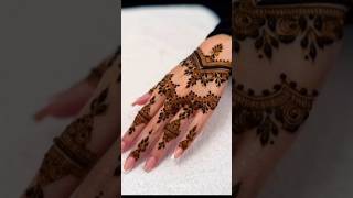 Aesthetic Mehendi Designs ✨👀#ytshorts #mehendi #girl #fyp #shorts #trending #explore