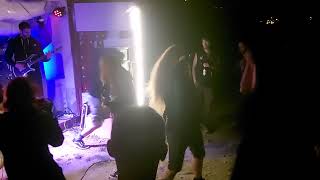 Download Lagu FUNUS - (Poprad,Koncert na garážach 6.8.2022) MP3