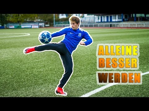 Video: Wie Trainiere Ich Einen Fußballspieler