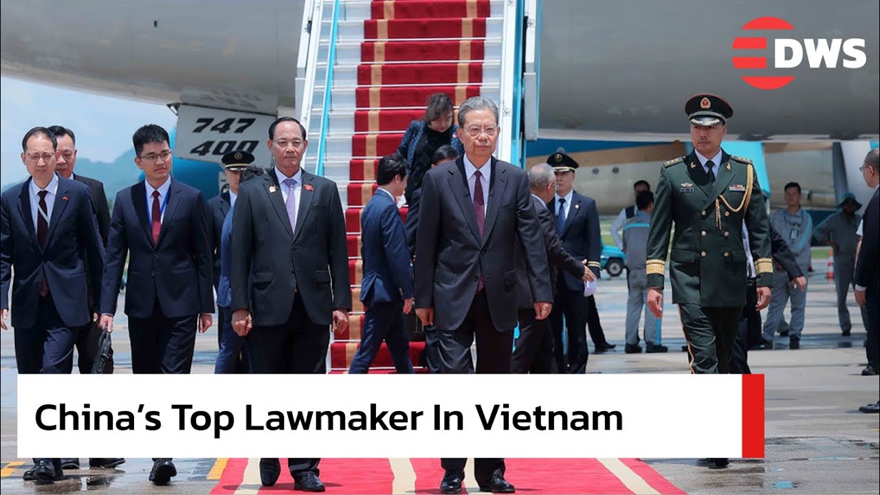BREAKING NEWS: China’s Top Legislator Visits Vietnam Amid South China ...