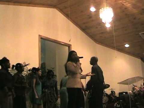 Dorothea Wilson and Fow Praise Team - Just Want to...