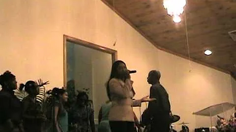 Dorothea Wilson and Fow Praise Team - Just Want to...