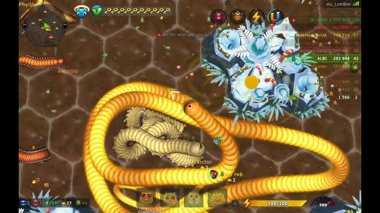 Game chasing little big snake