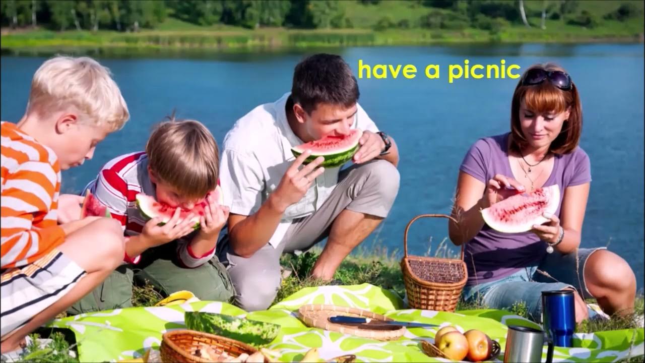 с семьей на озере