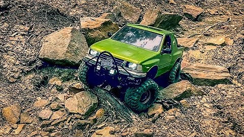 RC Leaf Spring Battle at 3 Mile Gorge,  RC4wd TF2 Hilux VS TF2swb Amigo