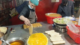 Special Anda Shami Burger by Noor Khan Burger Point | Street Food