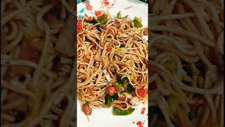 EASY Hakka Noodles Recipe! | #shorts #trending #noodles