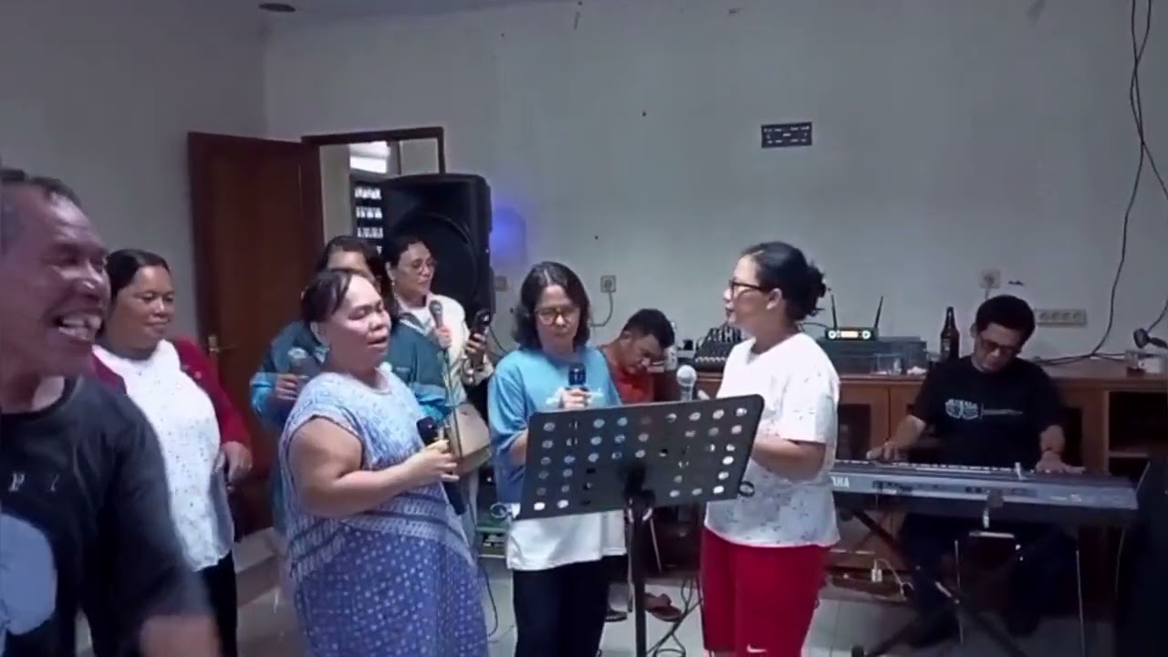 Benci tapi Rindu - Diana Nasution Cover by Ibu Ibu