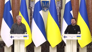 Владимир Зеленский и Саули Ниинисте общаются со СМИ после встречи в Киеве (2023) Новости Украины